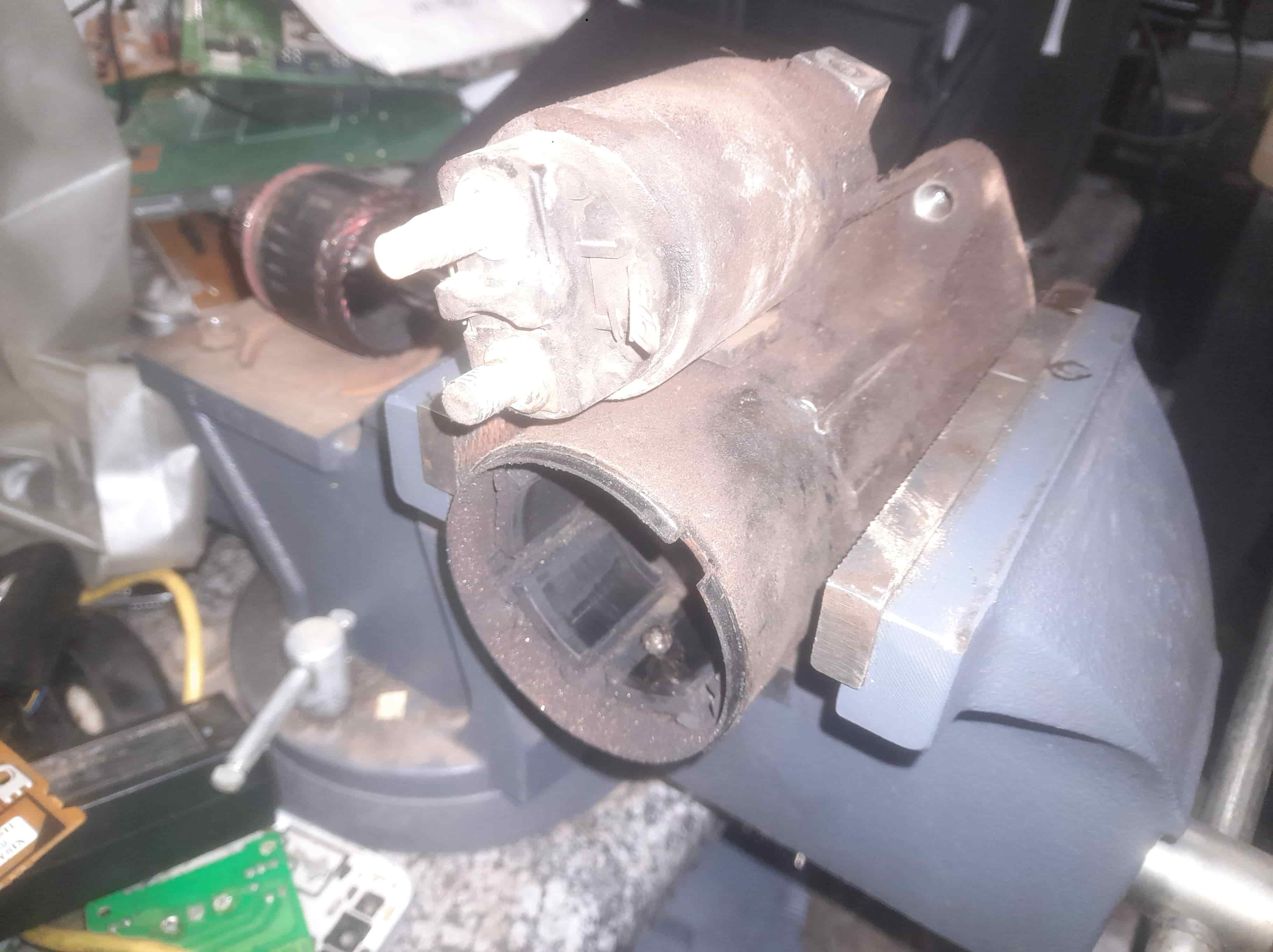 Disassembly of a starter motor